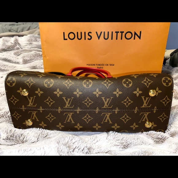 ❌ SOLD ❌ Authentic Louis Vuitton Tuileries - Picture 3 of 9
